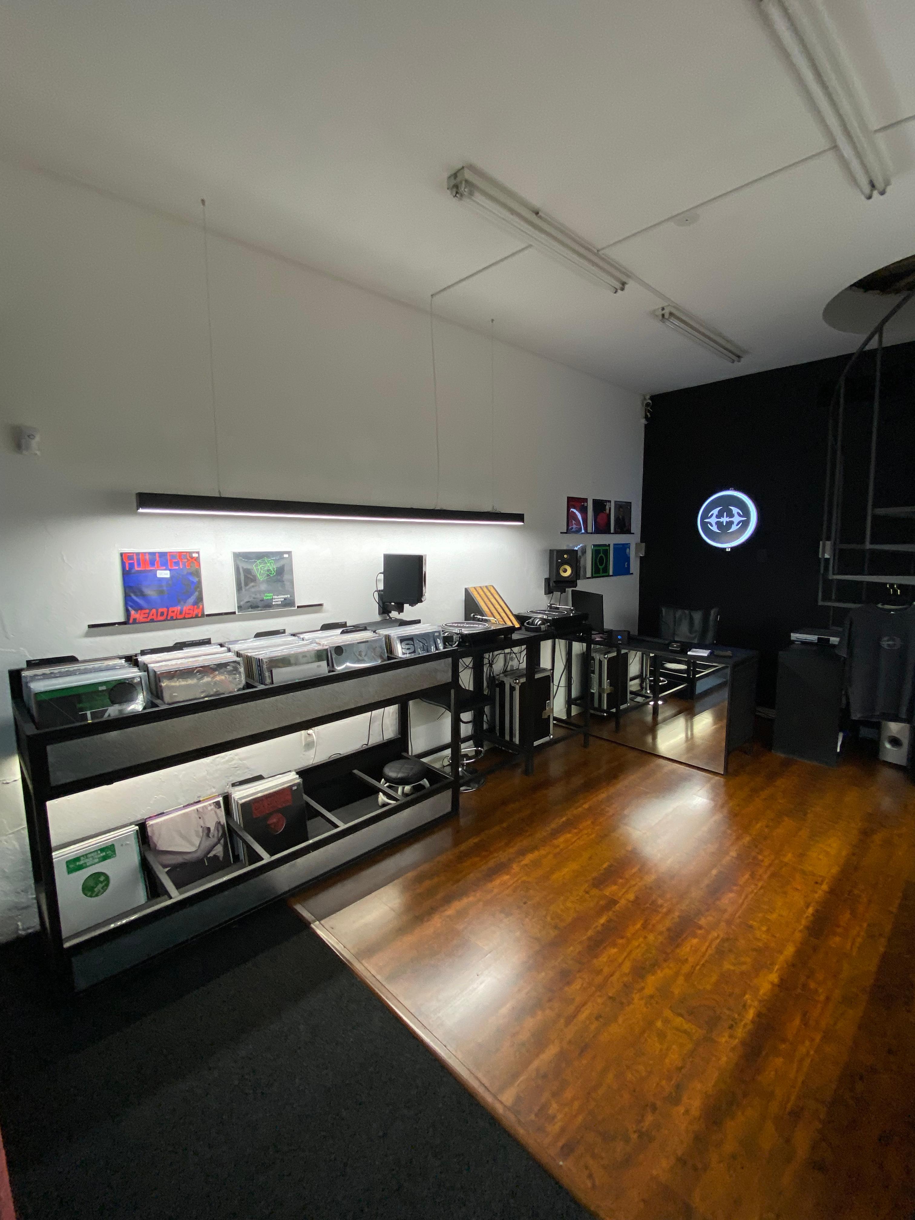 Área de música experimental